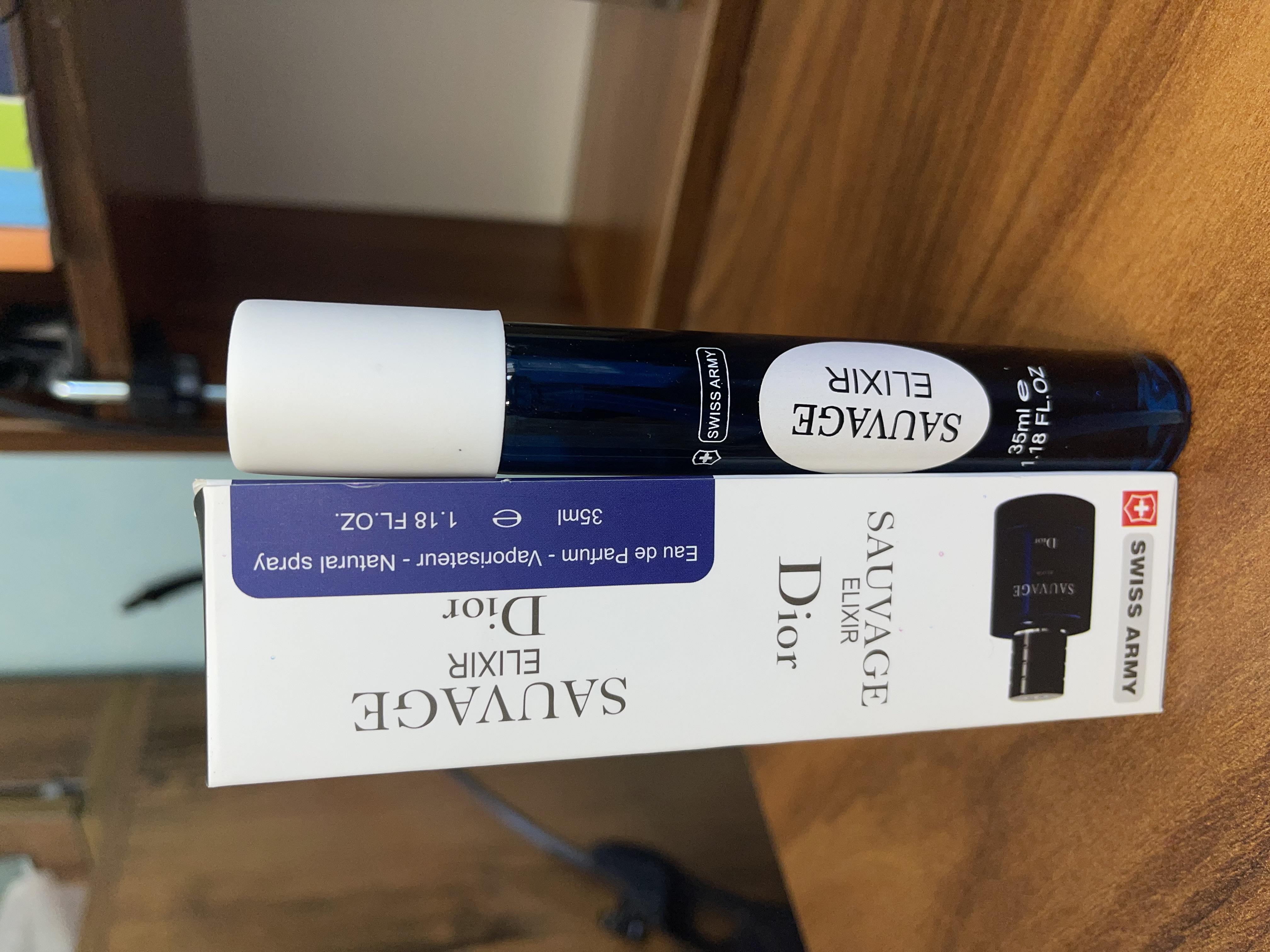 عطر سوییس آرمی ۳۵ میل(SAUVAGE)